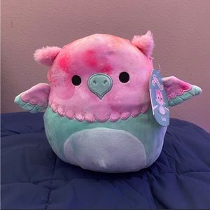 Gala the gryphon squishmallow